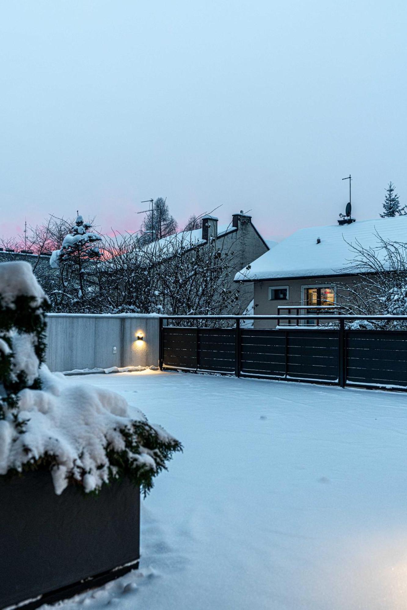 Spora Chata Nowy Targ Exteriör bild